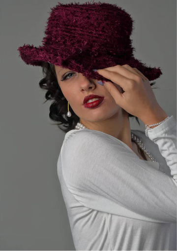 THE COMPLETE GUIDE TO WOMEN'S BEAUTY